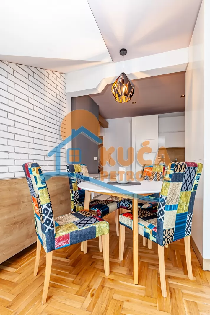 Trosoban stan, 92 m2, Čair, Tome Rosandića ID: p-016561 8