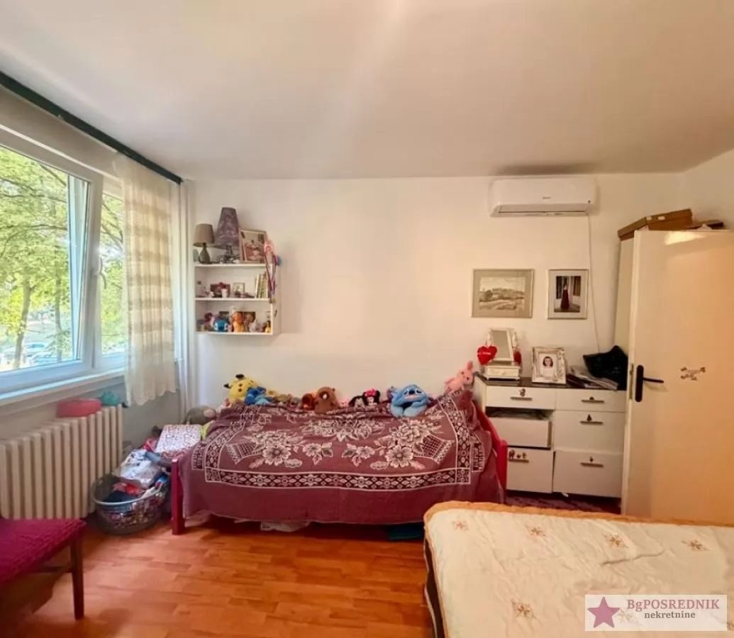 Voždovac, Medaković II, Radovana Simića Cige, 39m2 5