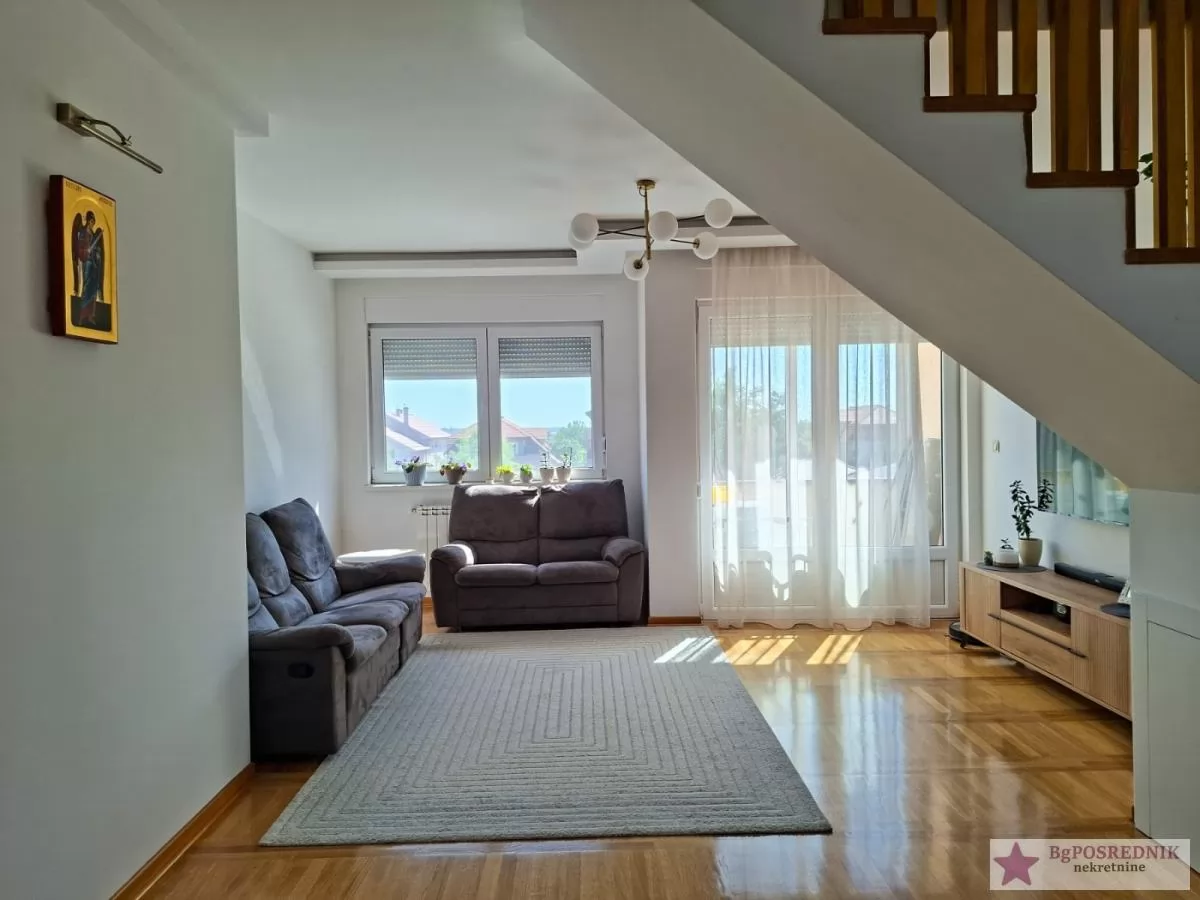 Zemun, Plavi horizonti, Mihajla Bandura, 119m2 1