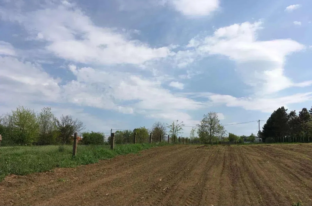 Gradjevinsko zemljiste Krnjevo Velika Plana 3