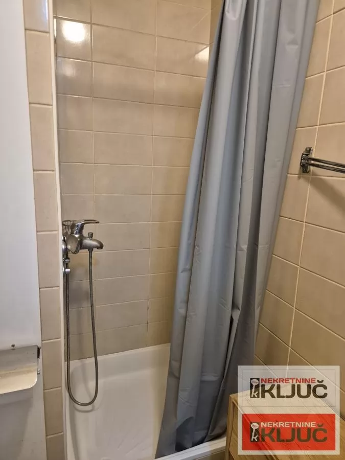 Dobar jednosoban stan na Novom naselju 10