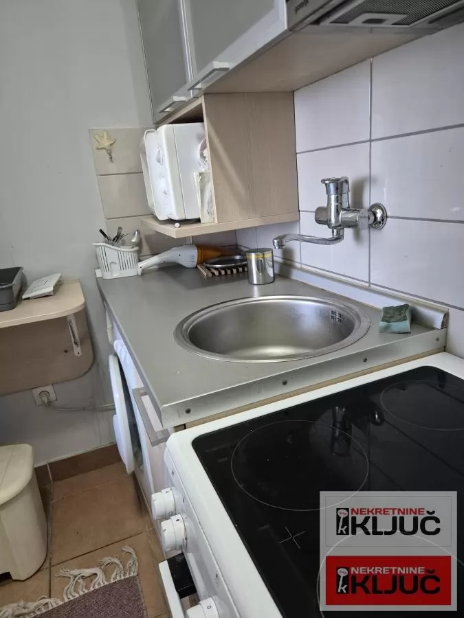 Dobar jednosoban stan na Novom naselju 6