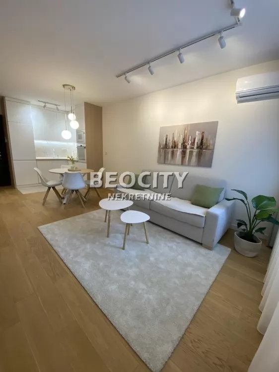 Dvosoban stan, 40 m2, Sajmište, Bulevar kralja Petra I ID: 132740 1