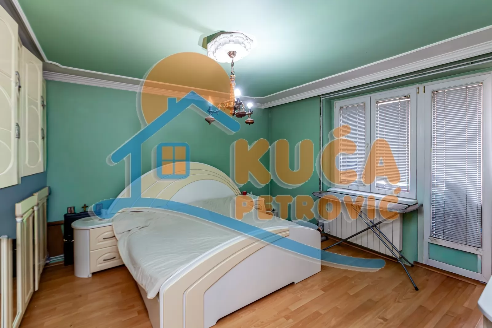 Dvosoban stan, 51 m2, Crveni Pevac, Cara Dušana ID: p-016580 1