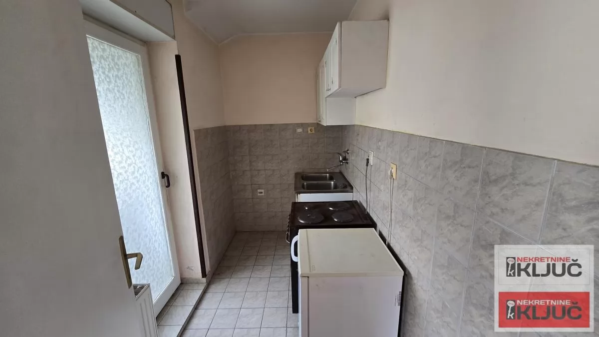 Jednosoban stan 26 m², Grbavica, Novi Sad, 2. sprat 4