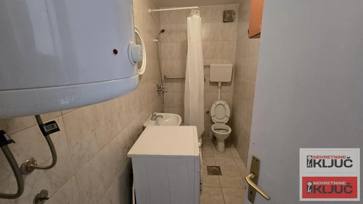 Jednosoban stan 26 m², Grbavica, Novi Sad, 2. sprat 6