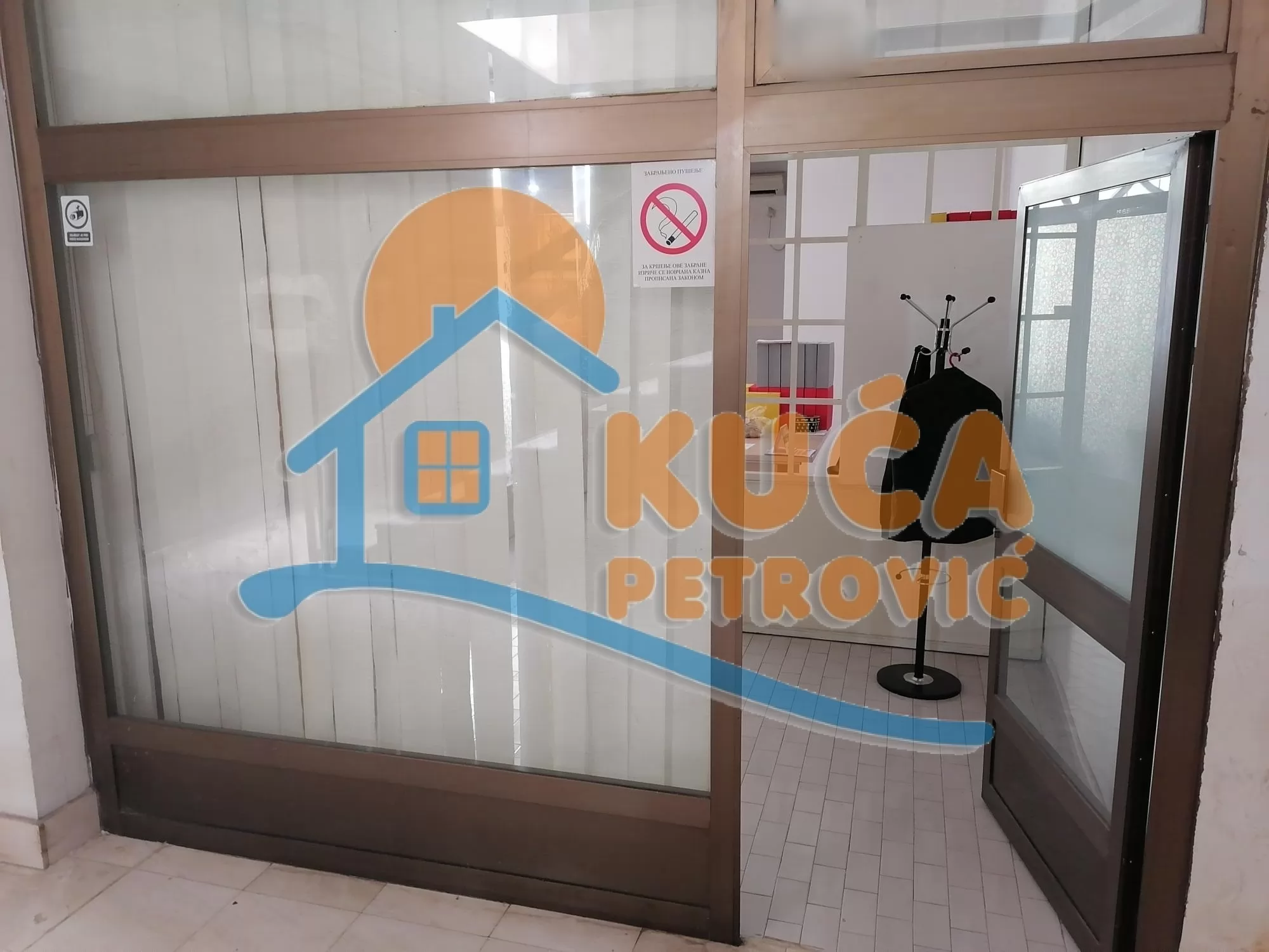 Lokal, 47 m2, Medijana, Bulevar Nemanjića ID: p-016564 2