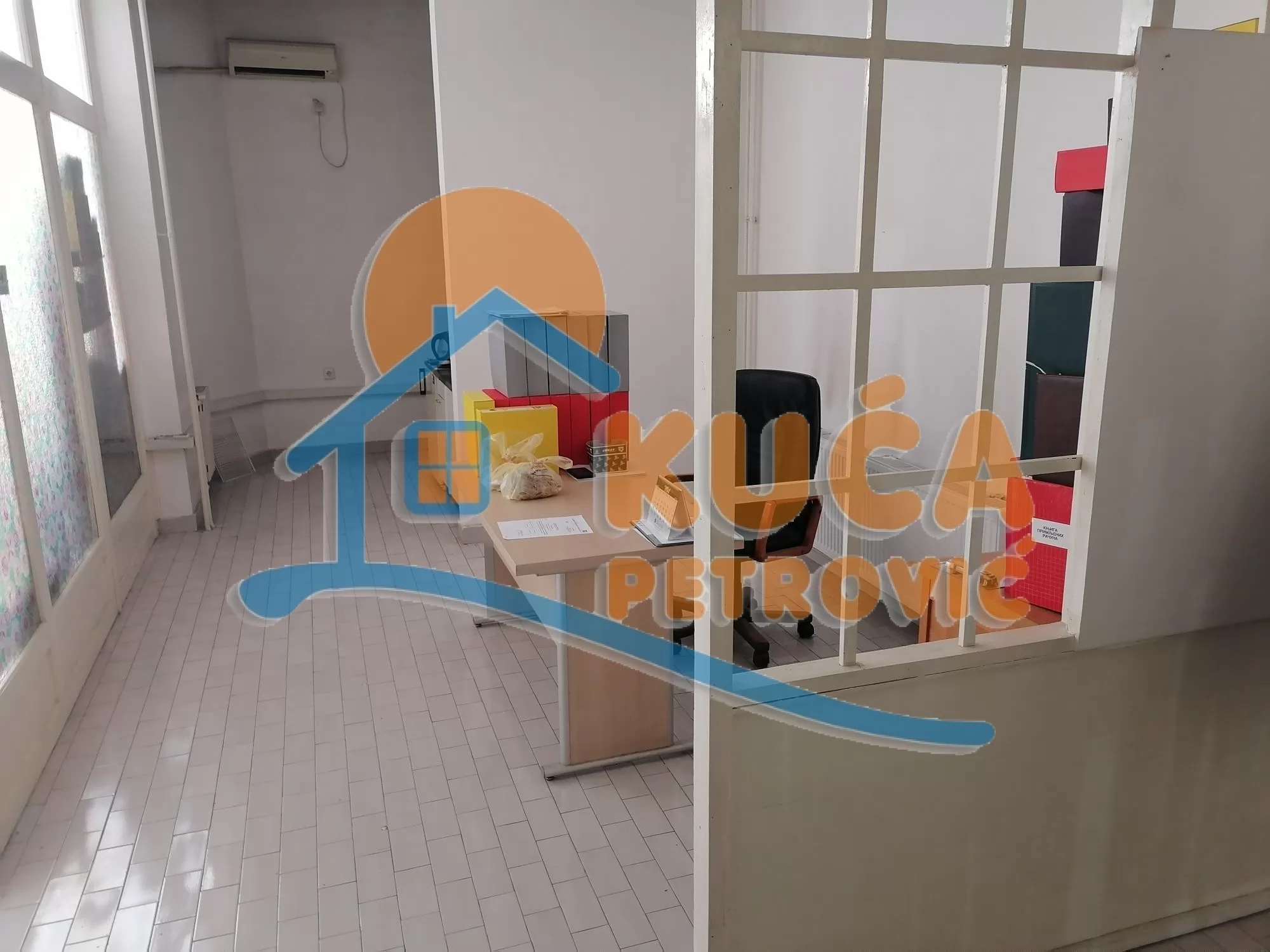 Lokal, 47 m2, Medijana, Bulevar Nemanjića ID: p-016564 3