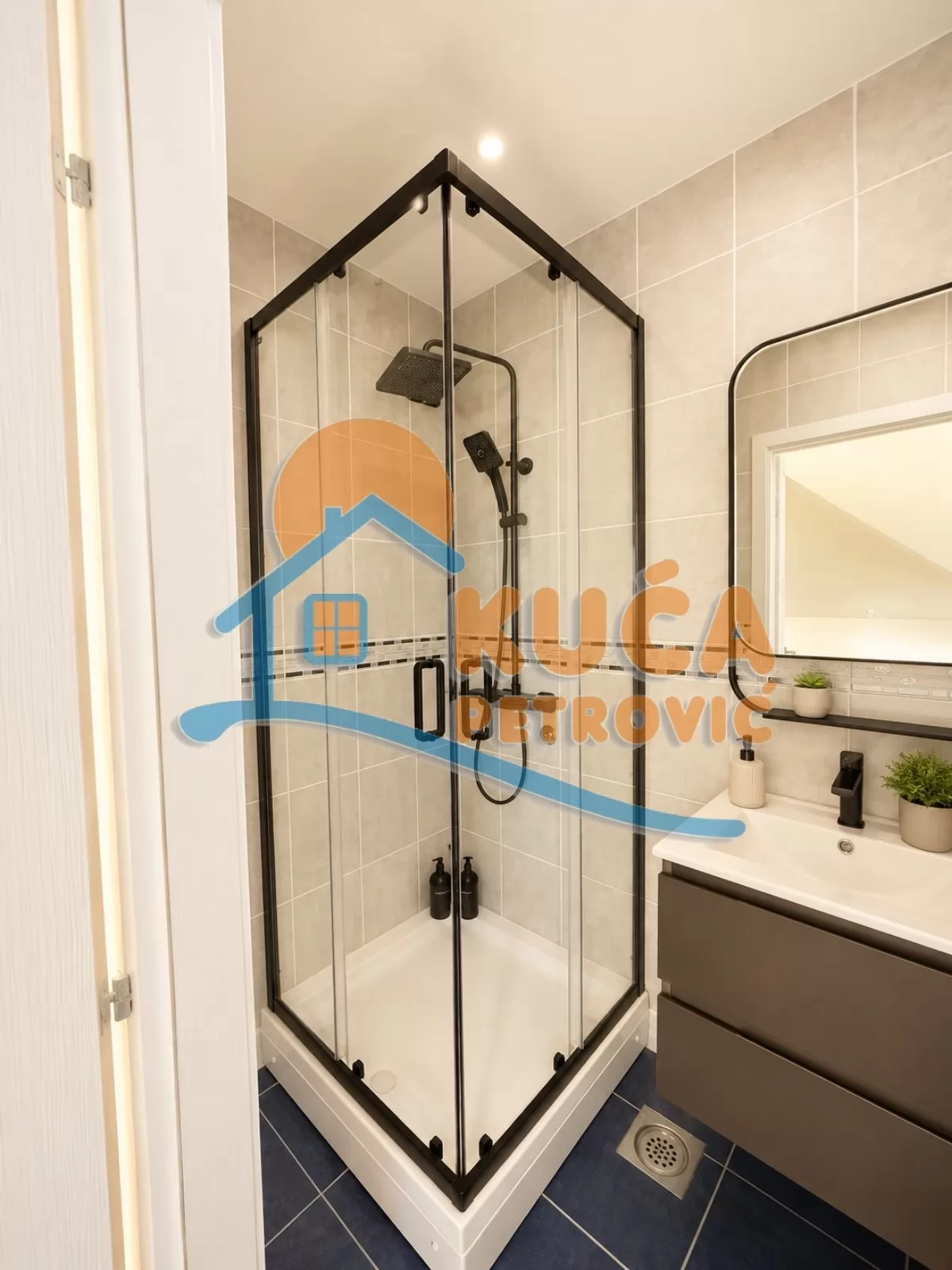 Lokal, 96 m2, Centar, Generala Milojka Lešjanina ID: i-016570 9