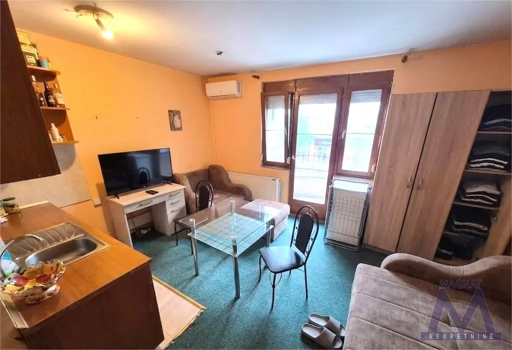Stan,NOVI SAD,CARA DUŠANA,kv: 23, € 80000, ID: 1019376 2