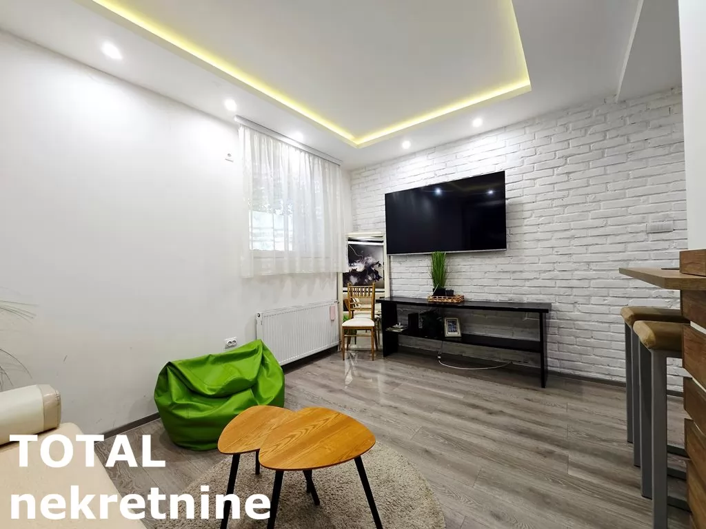 Stanovi,NOVI SAD,CENTAR,kv: 32.00, € 400, ID: 9189912 4