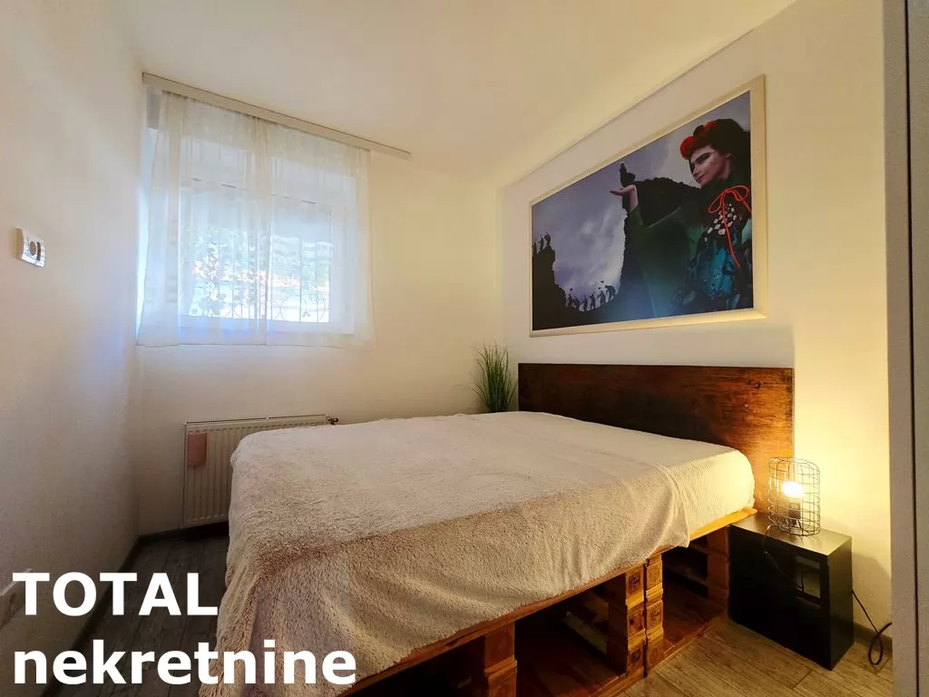 Stanovi,NOVI SAD,CENTAR,kv: 32.00, € 400, ID: 9189912 9