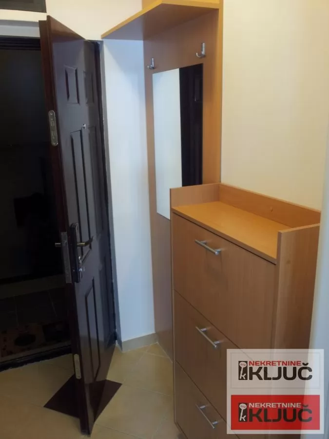Odlican stan u blizini Sajma,Bul.Oslobodjenja.... 6