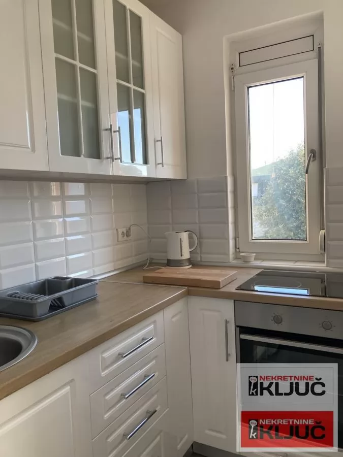 BLIZINA JODNE BANJE, 42m2, Jednoiposoban, Renoviran, Namešten 3