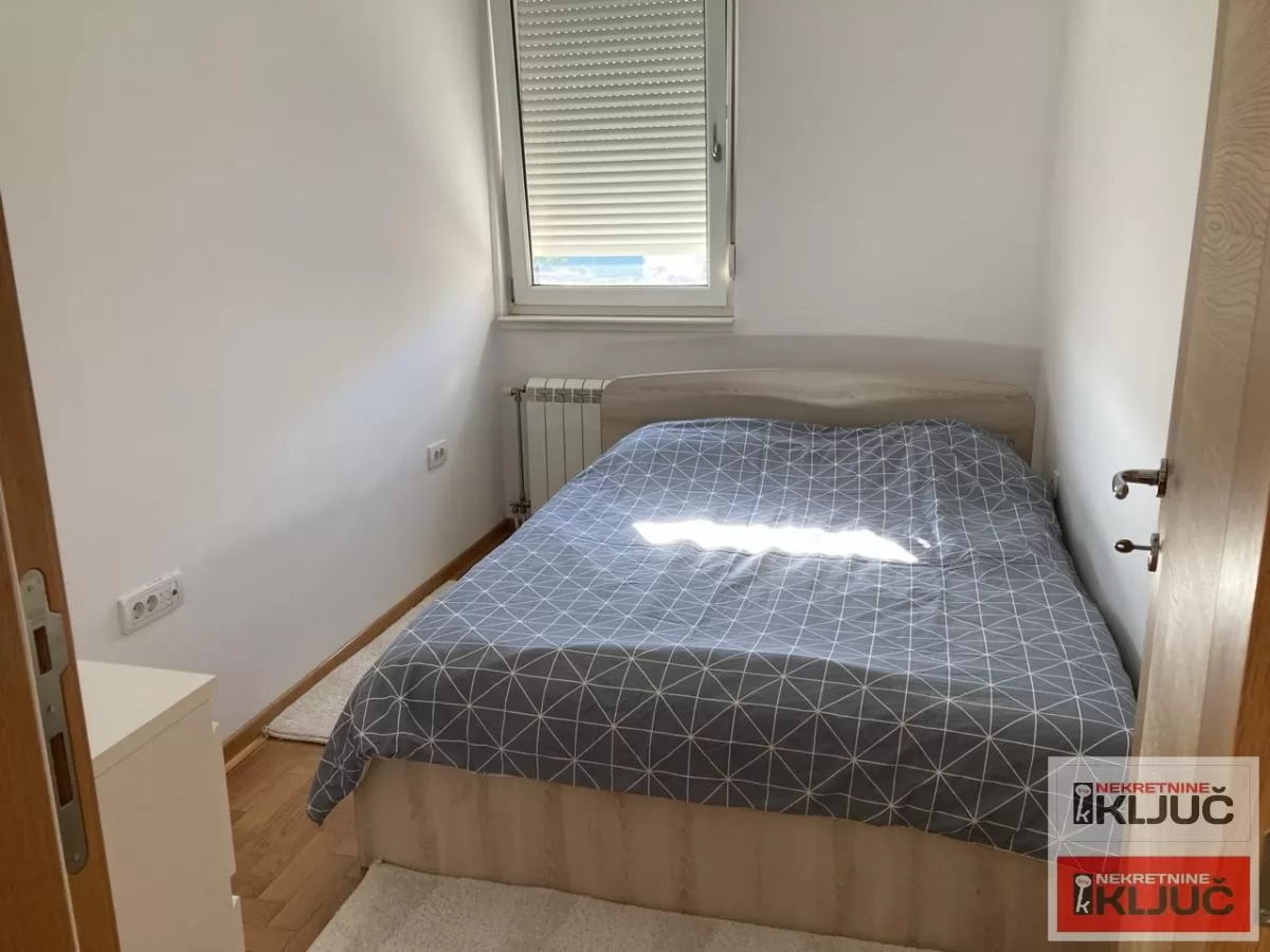 BLIZINA JODNE BANJE, 42m2, Jednoiposoban, Renoviran, Namešten 4