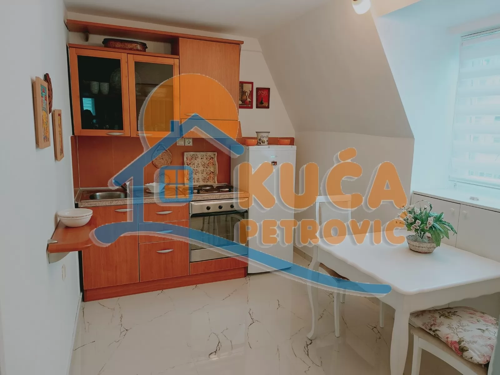četvorosoban stan, 55.5 m2, Centar, Drvarska ID: p-016393 5