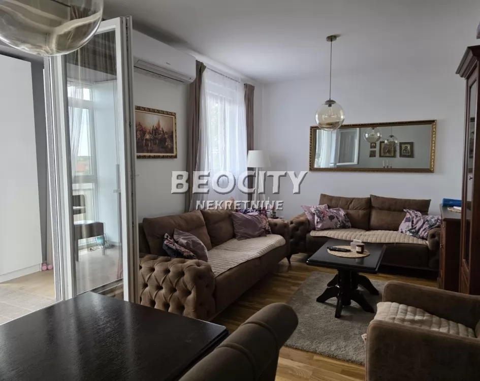 četvorosoban stan, 74 m2, Adice ID: 130678 1