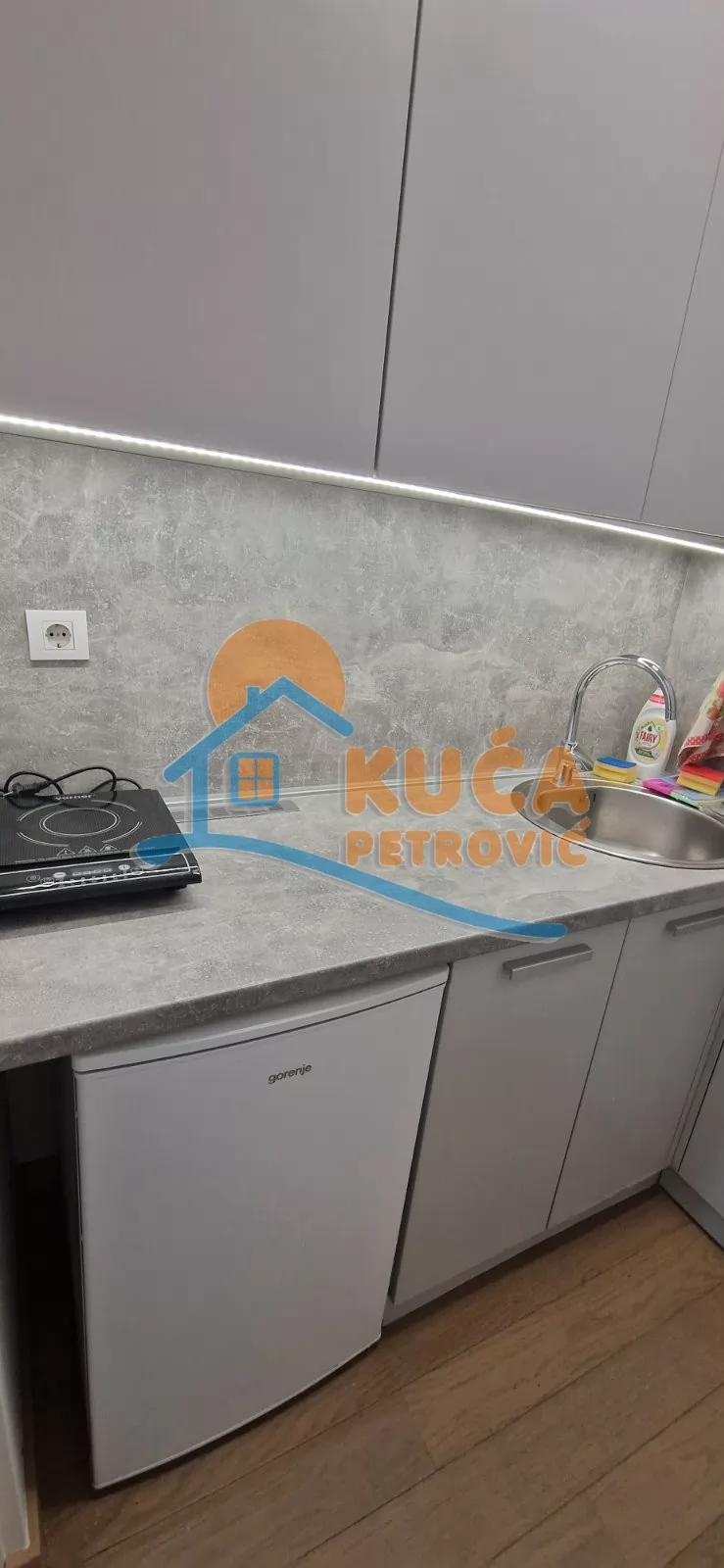 Lokal, 73 m2, Centar, Sinđelićev trg ID: i-016612 5