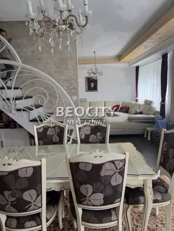 Petosoban stan, 132 m2, Novo naselje, Bulevar Jovana Dučića ID: 132741 1
