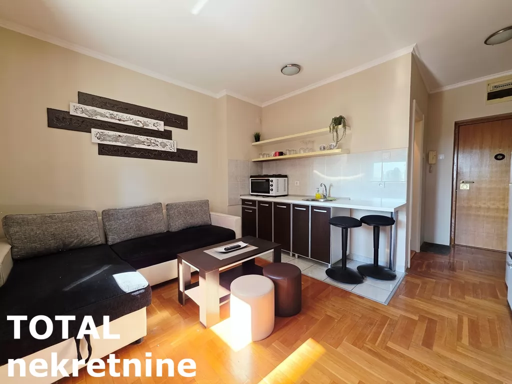 Stan,NOVI SAD,BULEVAR,kv: 23.00, € 93000, ID: 1102683 3