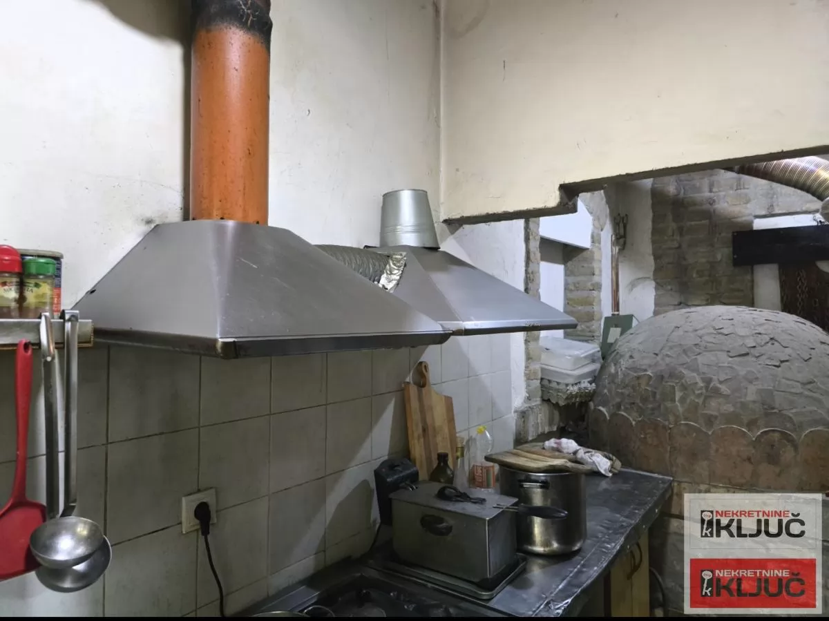 Ugostiteljski objekat 100 m², Centar, Novi Sad 17