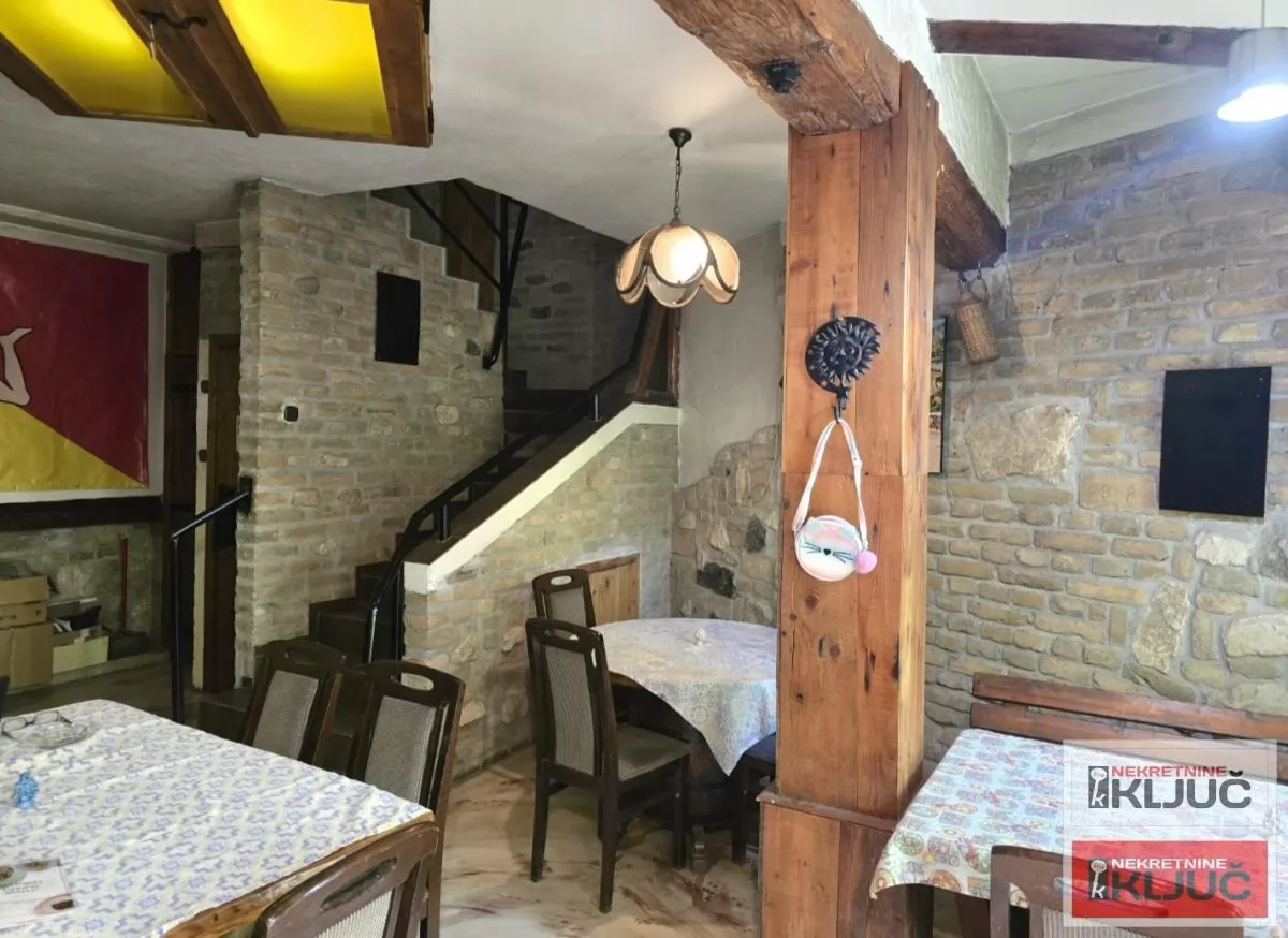 Ugostiteljski objekat 100 m², Centar, Novi Sad 22