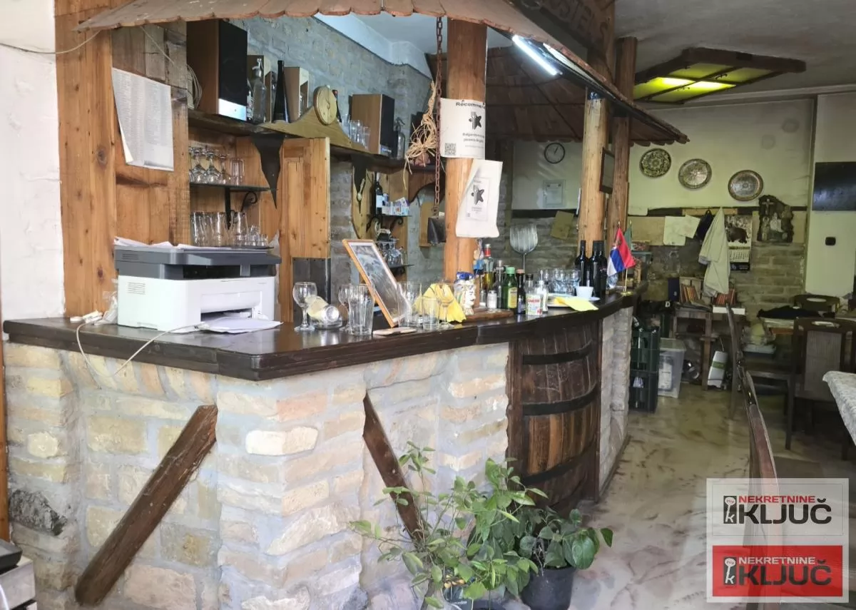 Ugostiteljski objekat 100 m², Centar, Novi Sad 23