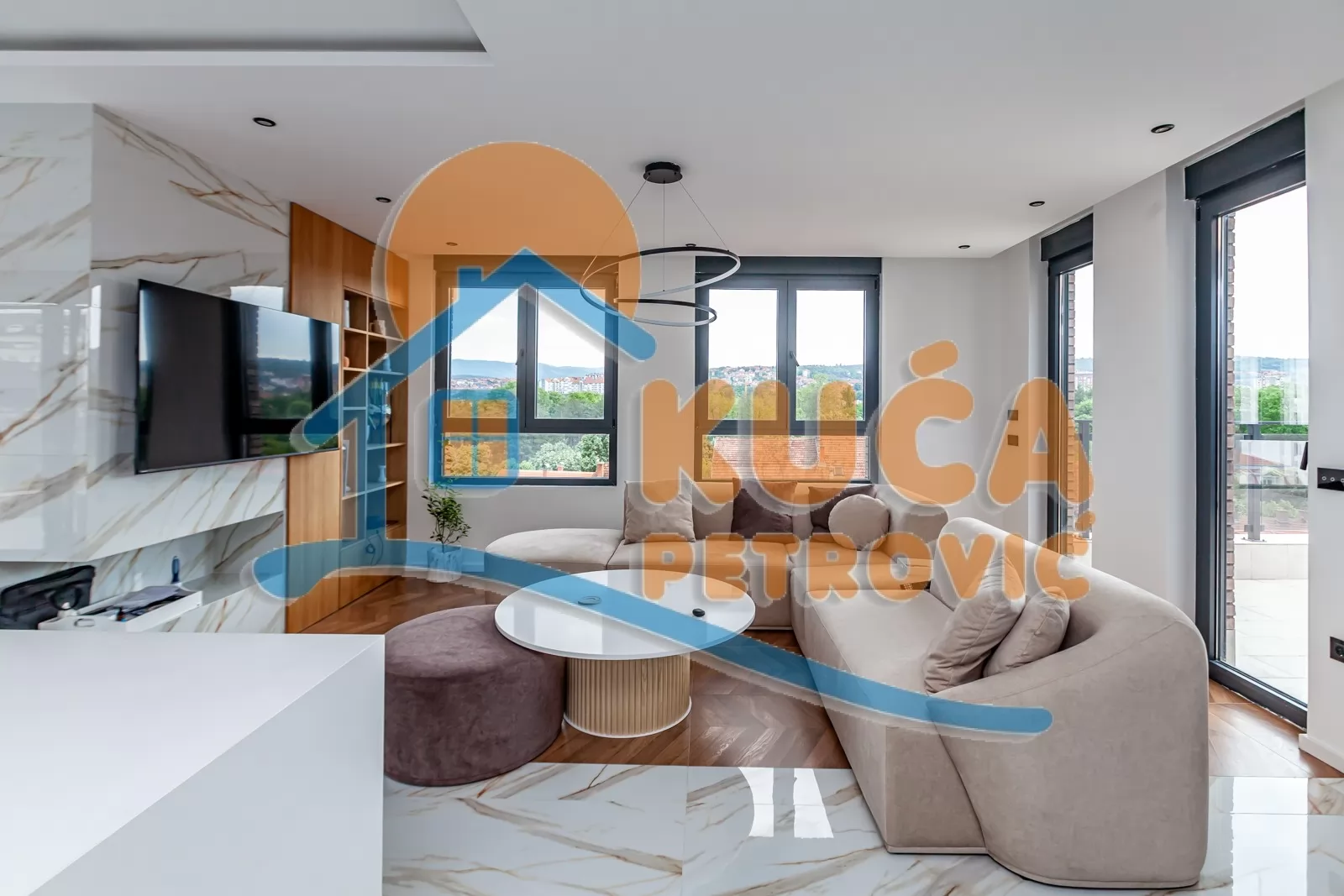 četvorosoban stan, 225 m2, Čair, 9. brigade ID: p-016613 2