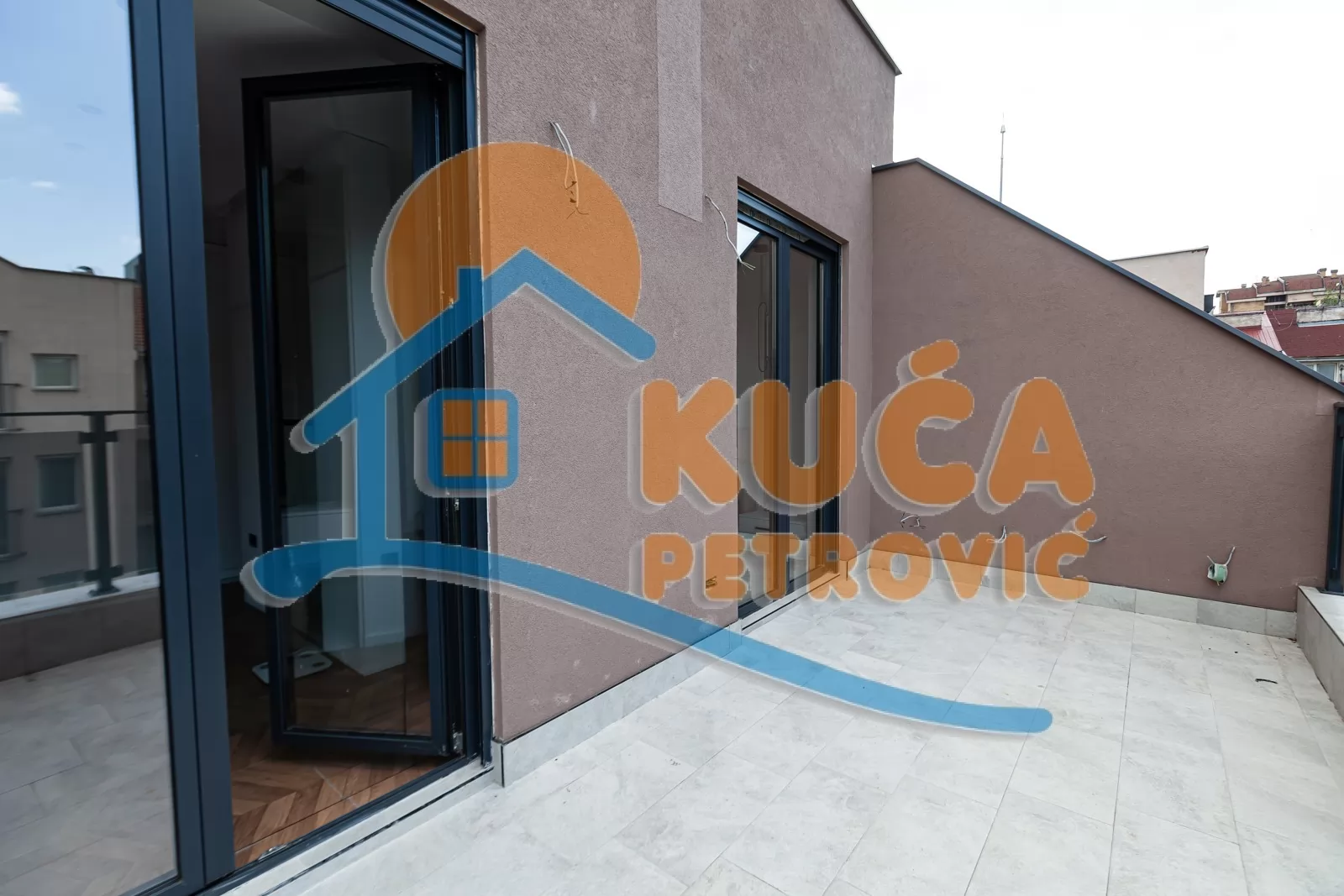 četvorosoban stan, 225 m2, Čair, 9. brigade ID: p-016613 31