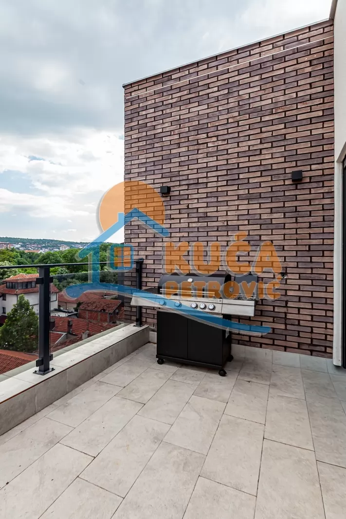 četvorosoban stan, 225 m2, Čair, 9. brigade ID: p-016613 35
