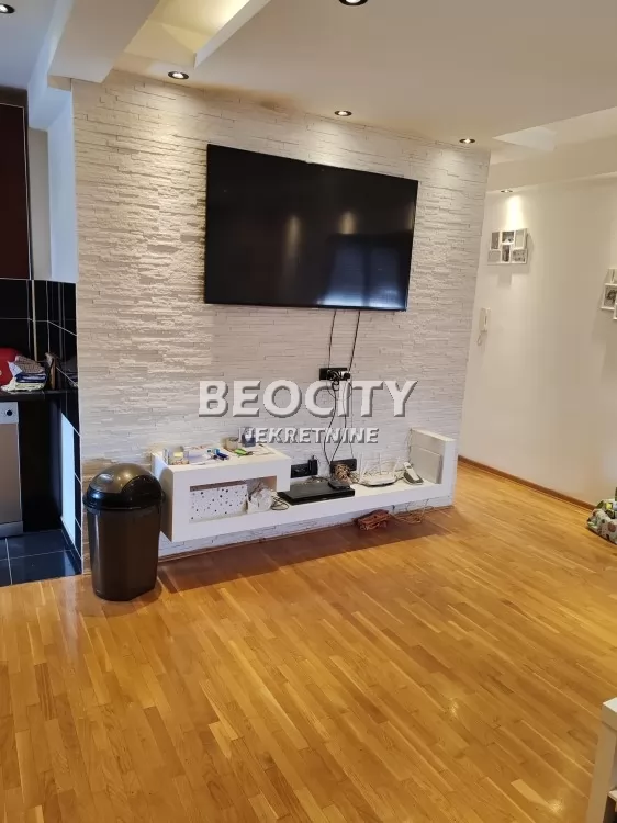 četvorosoban stan, 76 m2, Petlovo brdo, Dobrivoja Petkovica ID: 132843 10