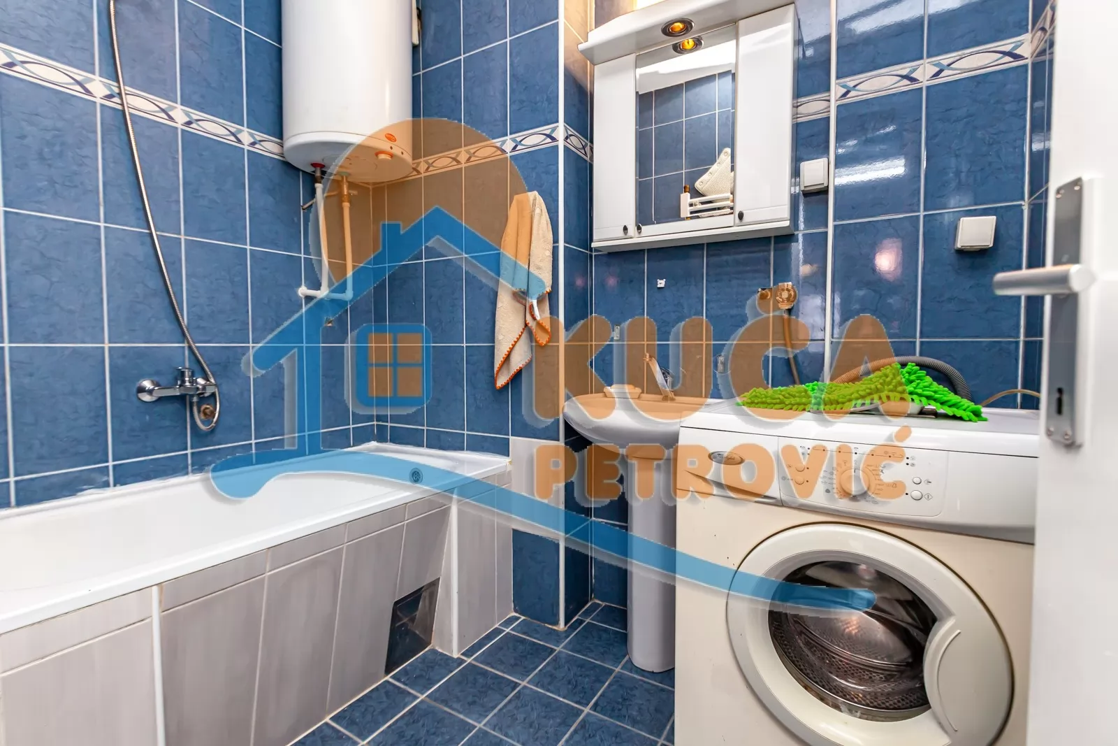 četvorosoban stan, 85 m2, Centar, Prijezdina ID: p-016624 18