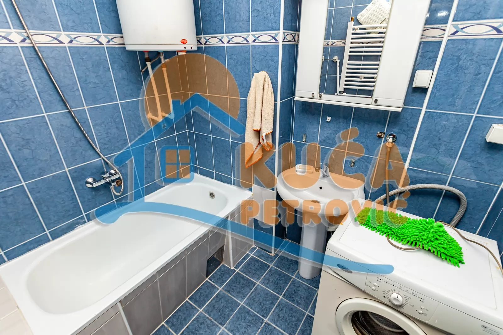 četvorosoban stan, 85 m2, Centar, Prijezdina ID: p-016624 19
