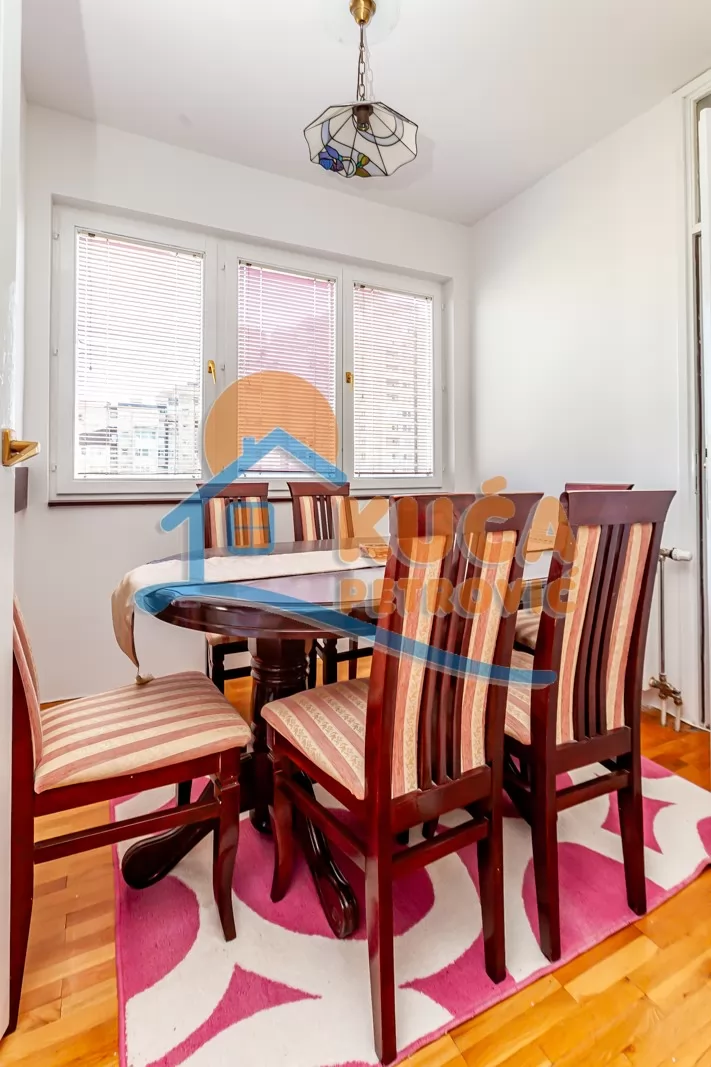 četvorosoban stan, 85 m2, Centar, Prijezdina ID: p-016624 4