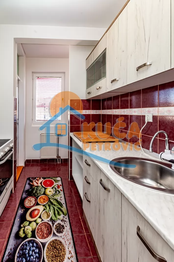 četvorosoban stan, 85 m2, Centar, Prijezdina ID: p-016624 6