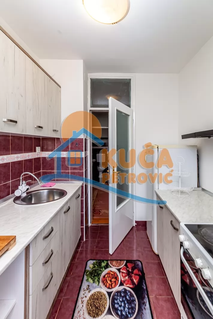 četvorosoban stan, 85 m2, Centar, Prijezdina ID: p-016624 7