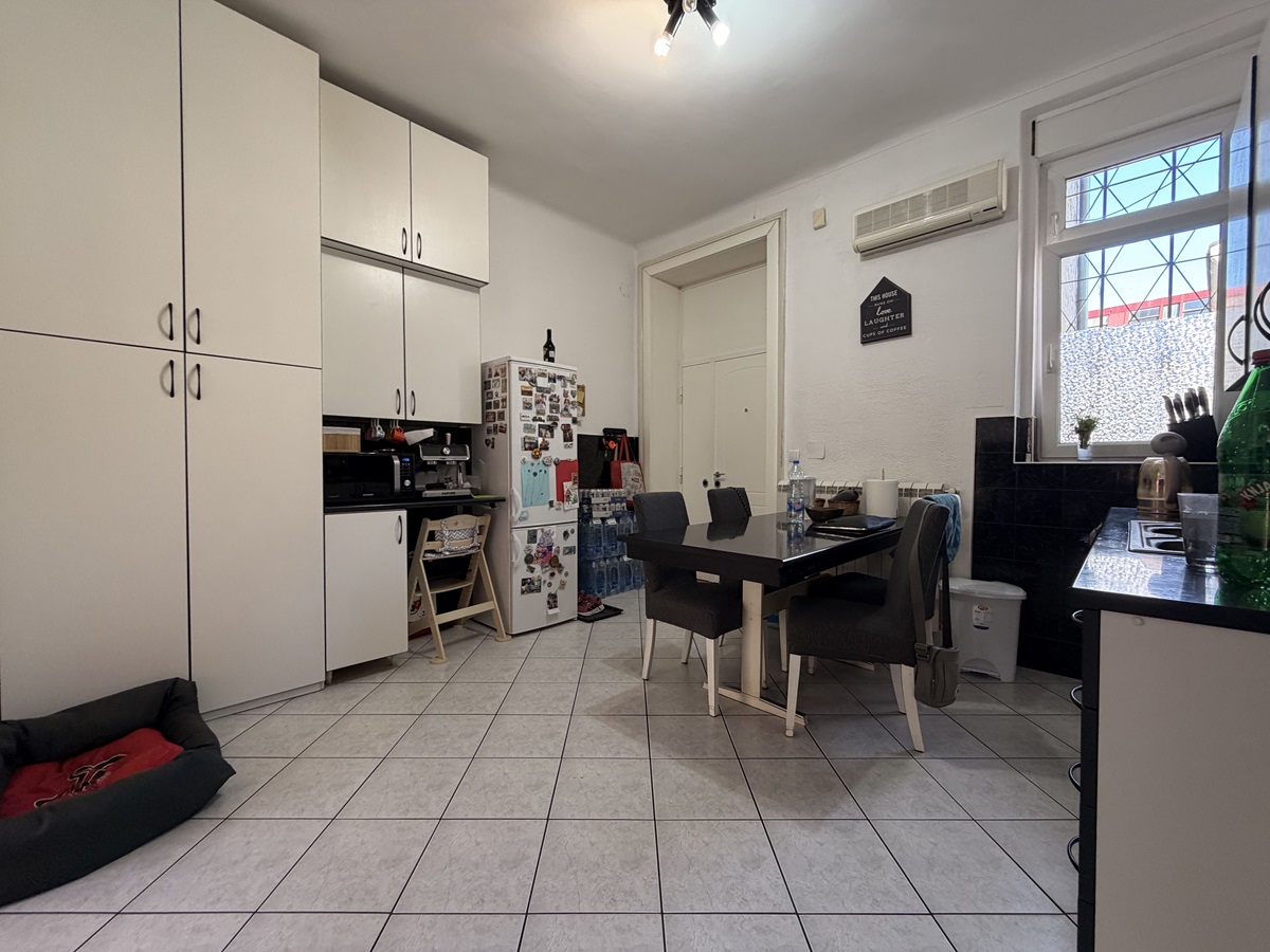 Salonski stan u centru kod Beograda na vodi  106m2 2