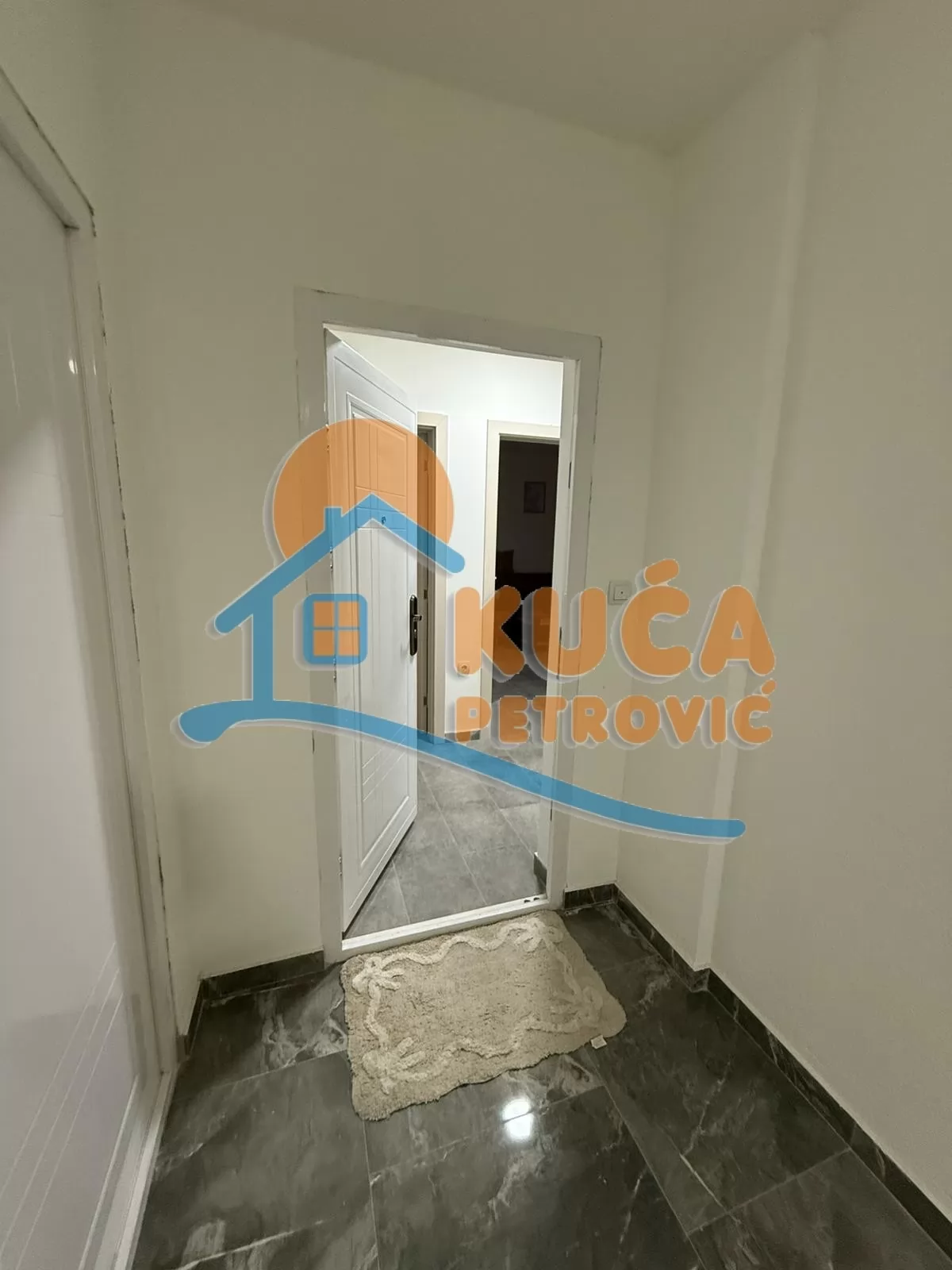 Jednosoban stan, 40 m2, Pantelej, Radoja Domanovića ID: i-016551 9