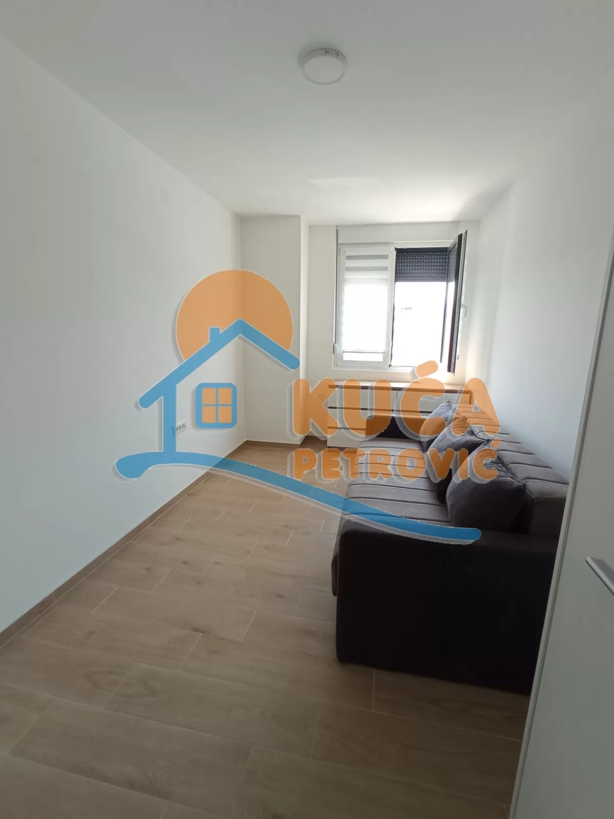 Jednosoban stan, 42 m2, Pantelej, Radoja Domanovića ID: i-016627 8