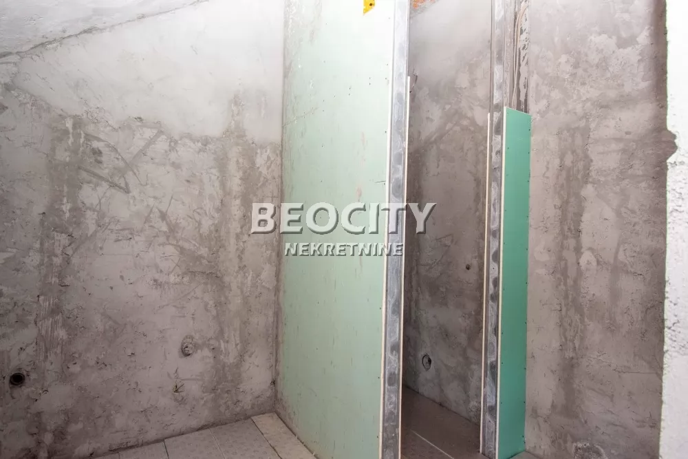 Lokal, 500 m2, Batajnica, Šangajska ID: 132737 8