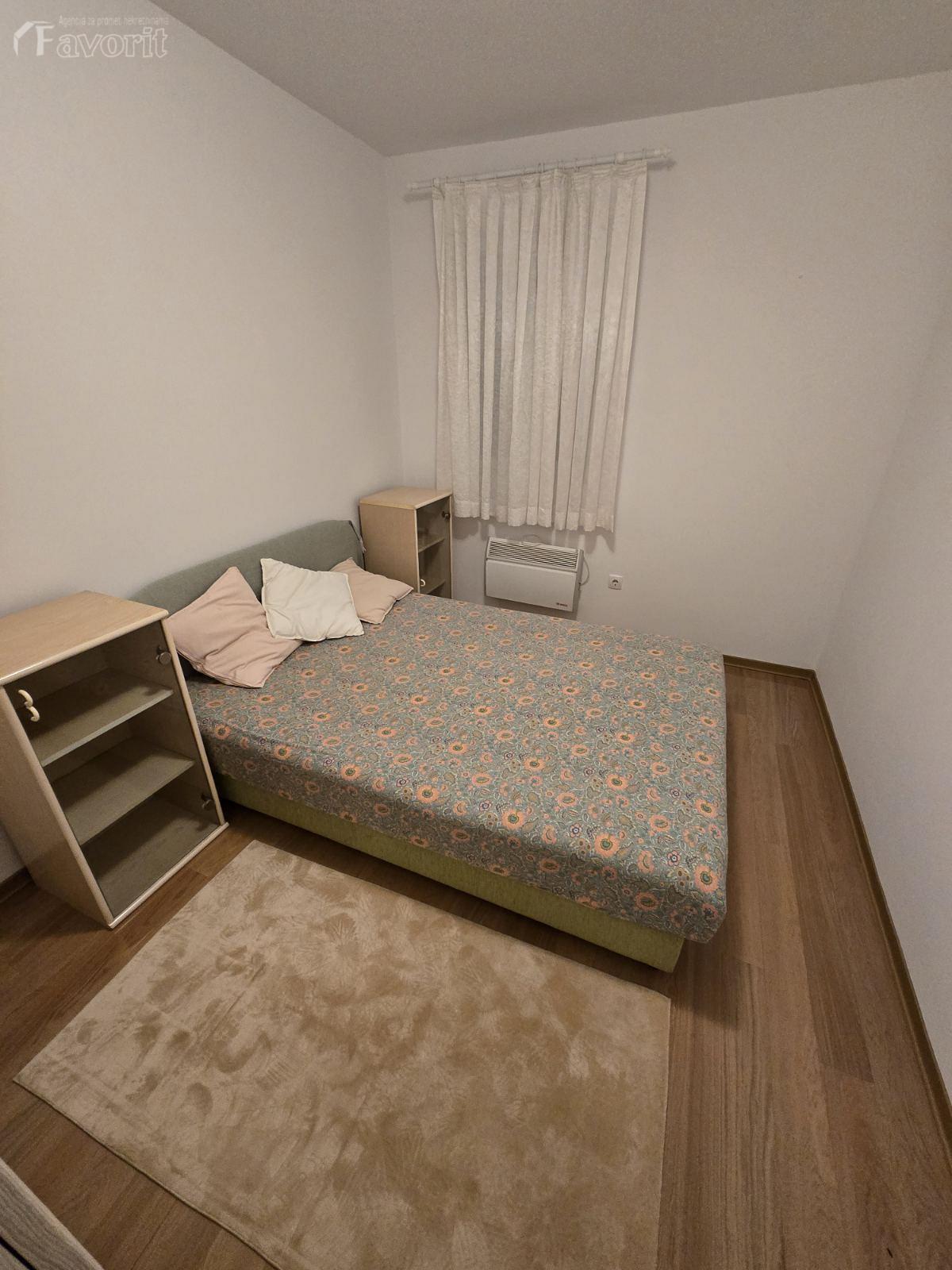 MILJAKOVAC, MILJAKOVACKE STAZE, 47m2 4