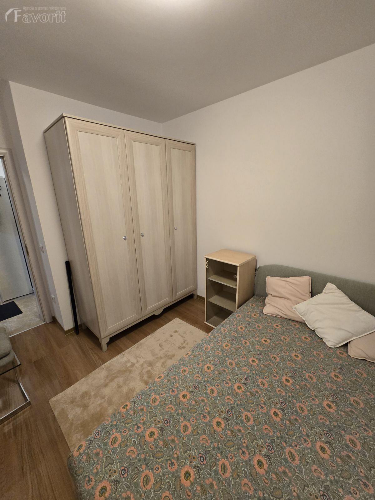 MILJAKOVAC, MILJAKOVACKE STAZE, 47m2 5