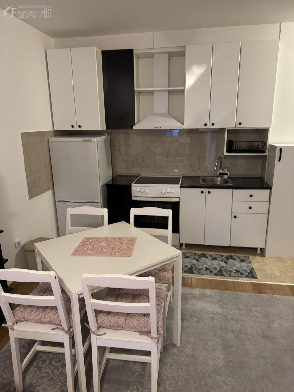 MILJAKOVAC, MILJAKOVACKE STAZE, 47m2 3