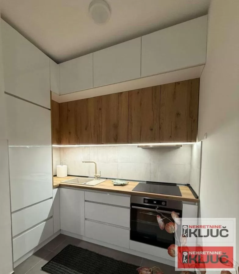 NOVO NASELJE IZDAJE SE GARSONJERA U KOMPLEKSU KNEŽEV PARK 6