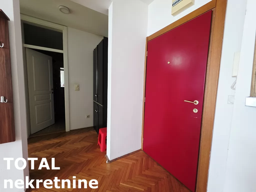 Stan,NOVI SAD,BULEVAR,kv: 53.00, € 185500, ID: 1102443 10