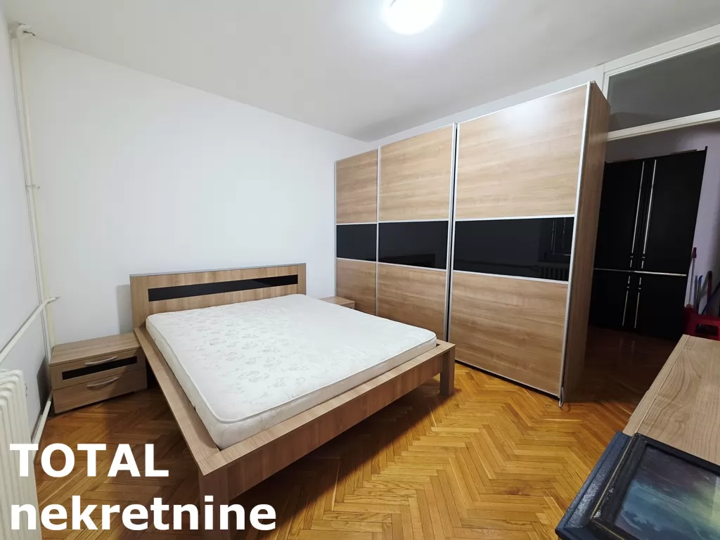 Stan,NOVI SAD,BULEVAR,kv: 53.00, € 185500, ID: 1102443 7