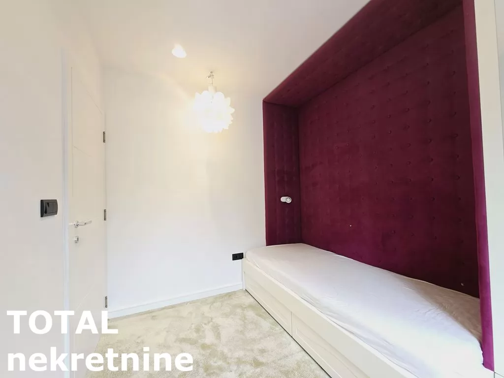 Stan,NOVI SAD,CENTAR,kv: 113.00, € 460000, ID: 1102706 10