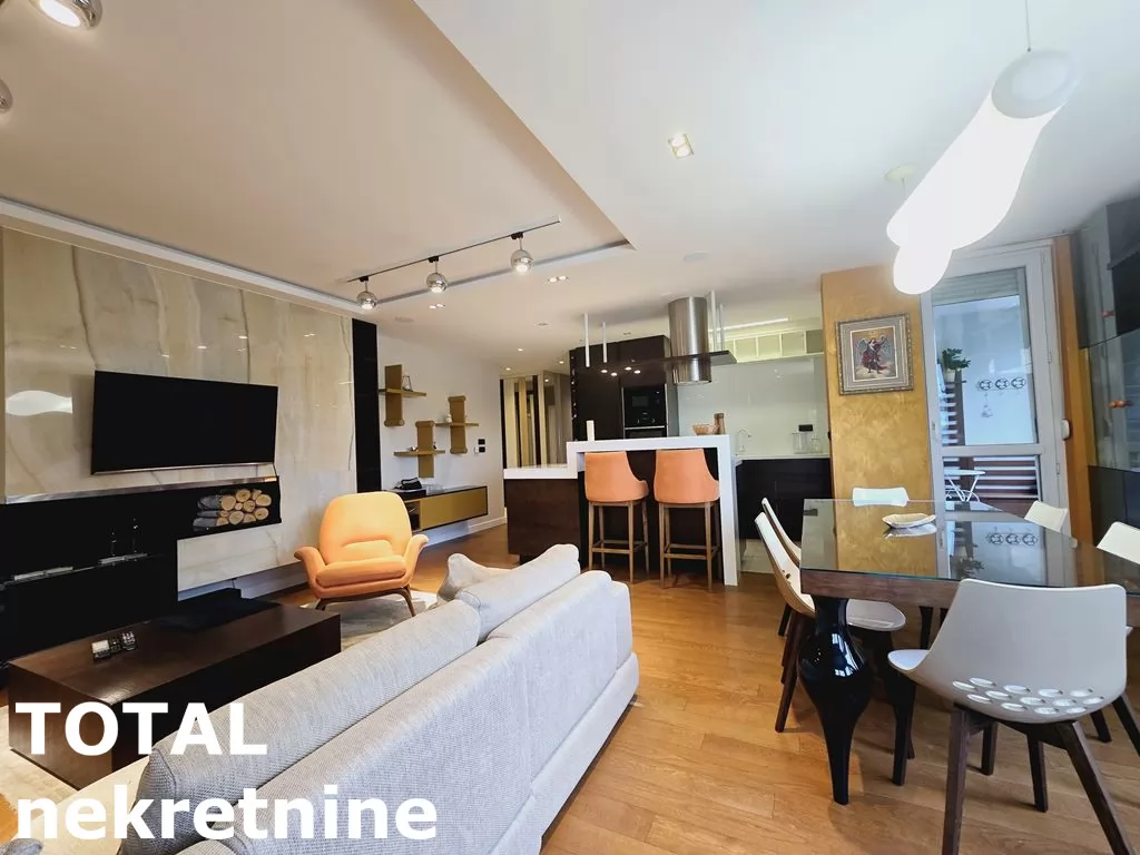 Stan,NOVI SAD,CENTAR,kv: 113.00, € 460000, ID: 1102706 2