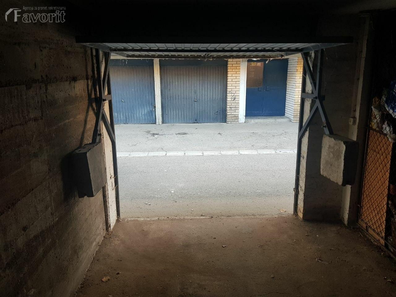 BLOK 64, GANDIJEVA, 15m2 4