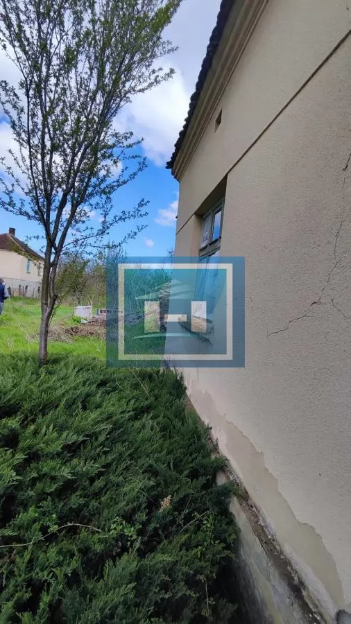 Kompletno imanje od preko 4 hektara zemlje sa starom kučom za rušenje u Tečiću 7